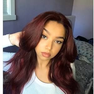 Meet your Posher, Ayesha